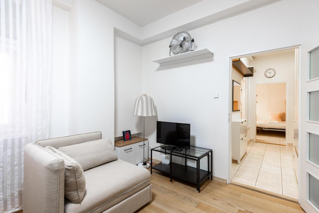Lotus Apartment Prague Luaran gambar