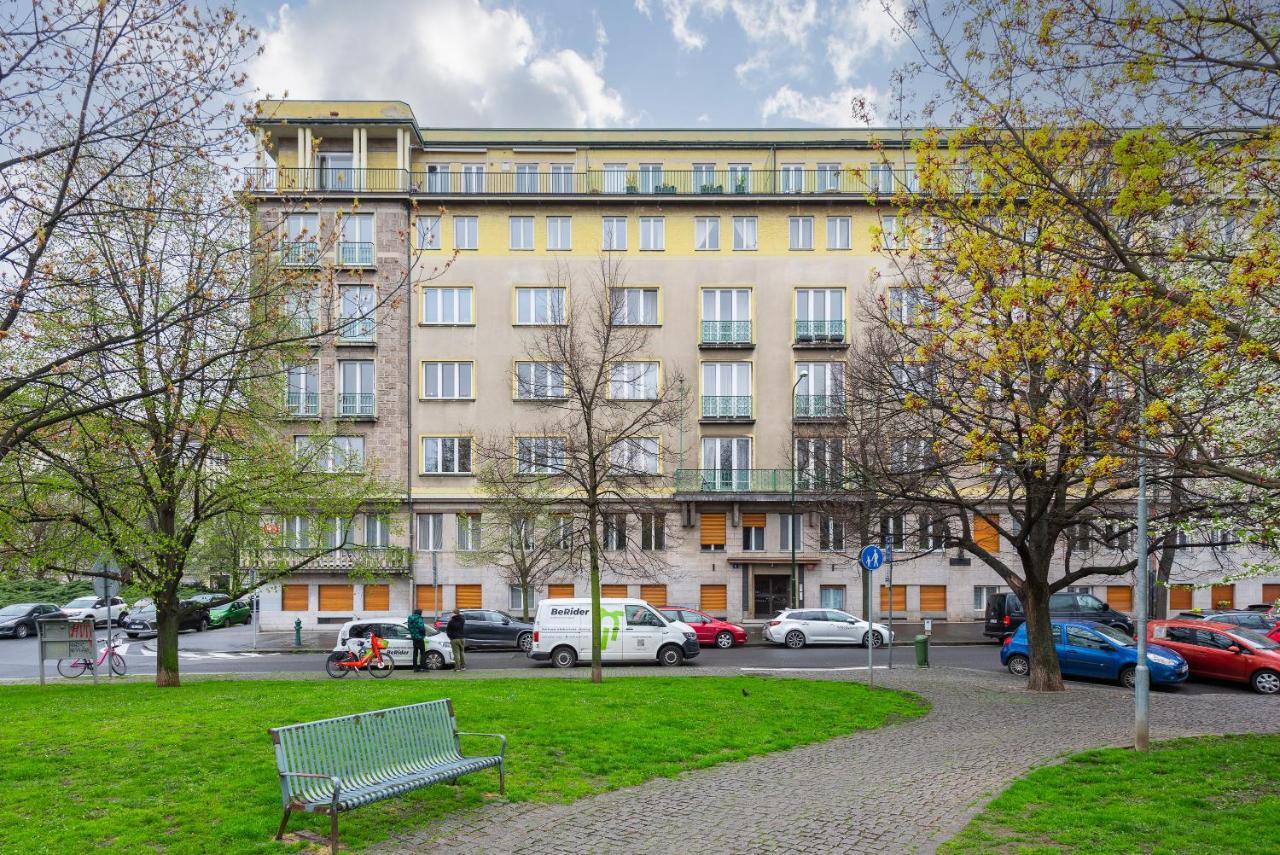 Lotus Apartment Prague Luaran gambar